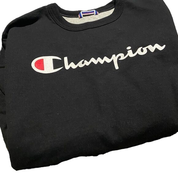 Champion new crew neck sweatshirt with tags perfect size smal - Picture 1 of 1